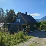 Cc's House
